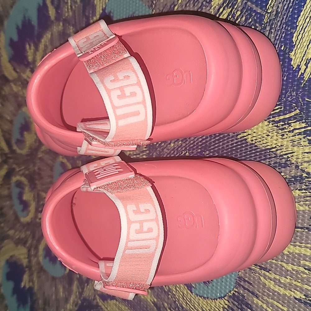 Ugg Slides - image 4